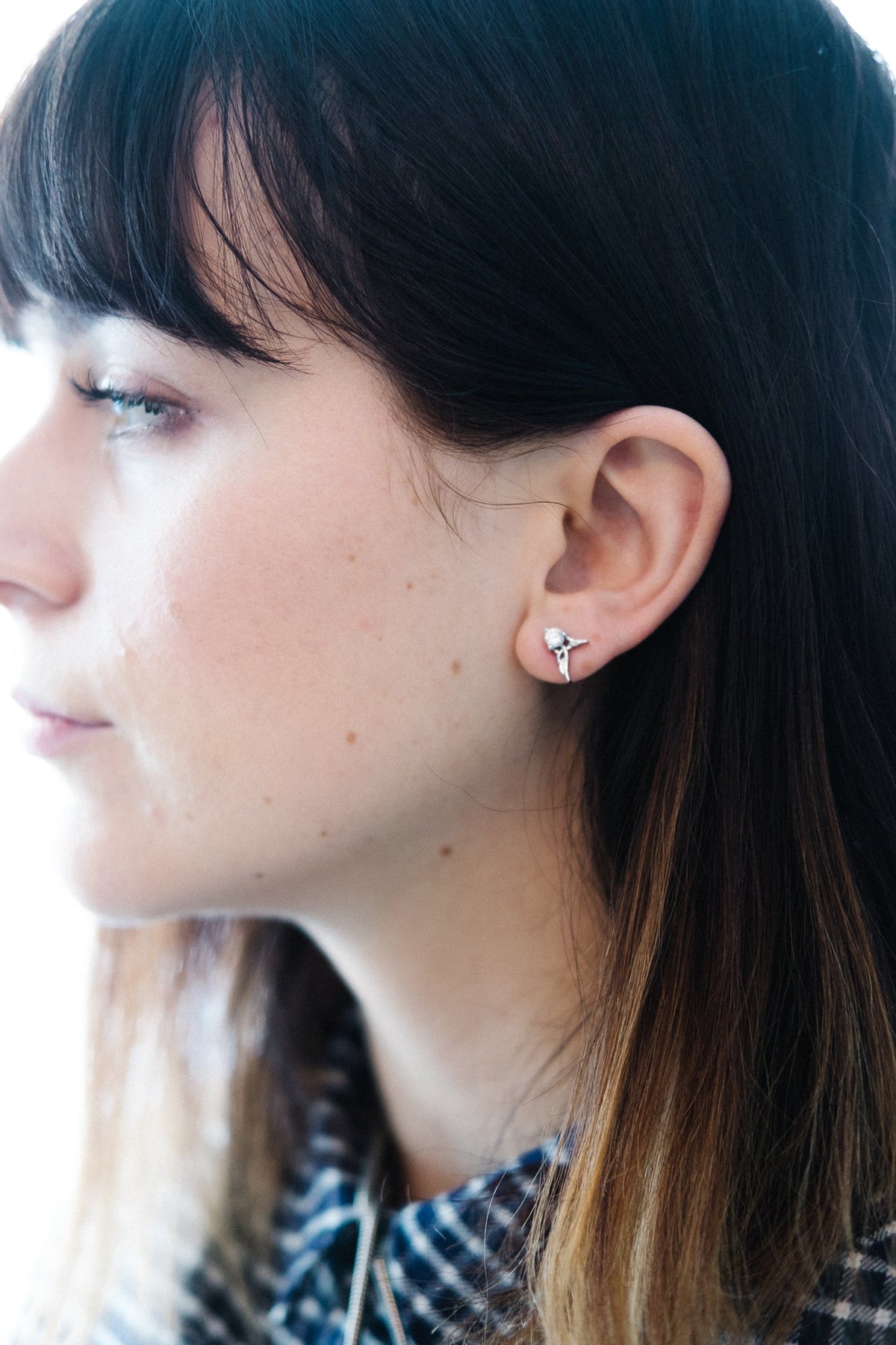Geometric earrings detail