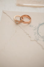 Twisted rope ring