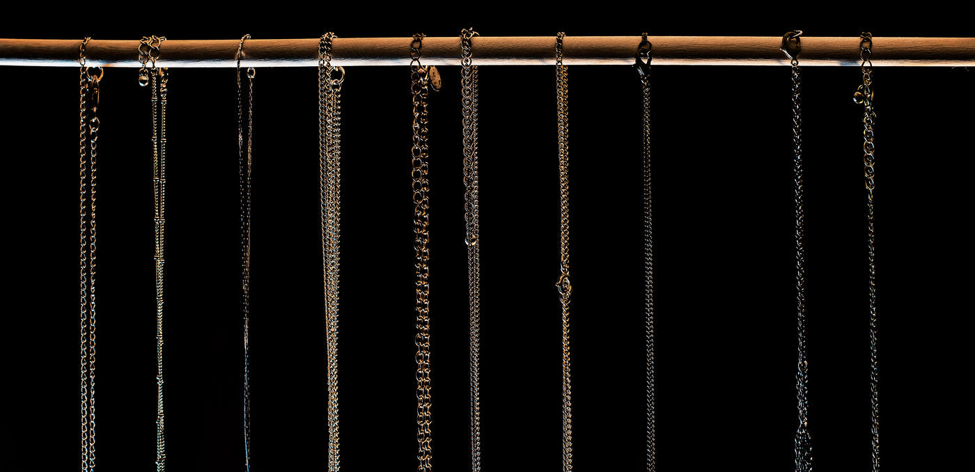 Flat link chain detail